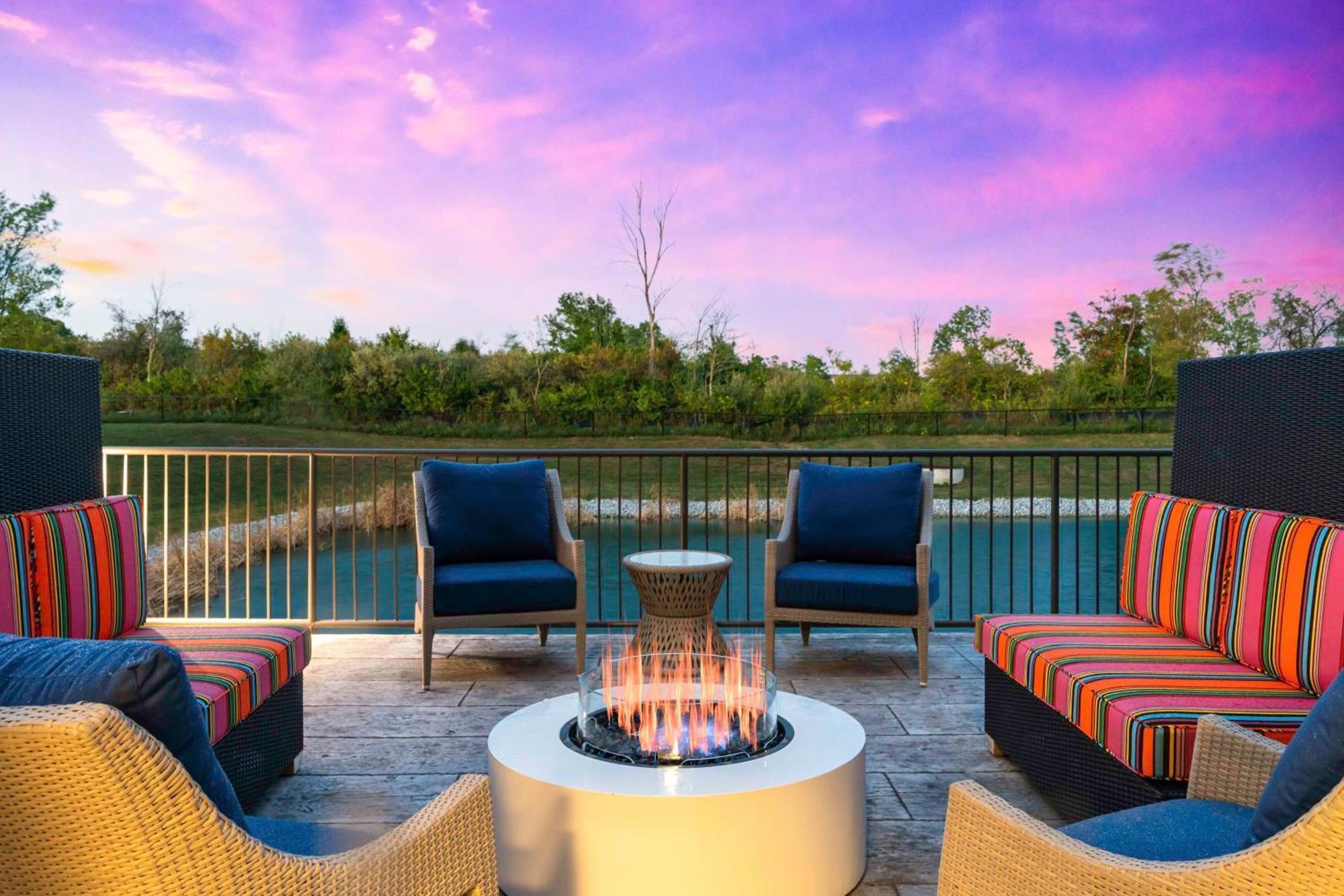 Sunnybrook Acres Hilton Garden Inn By Hilton Fort Wayne North מראה חיצוני תמונה