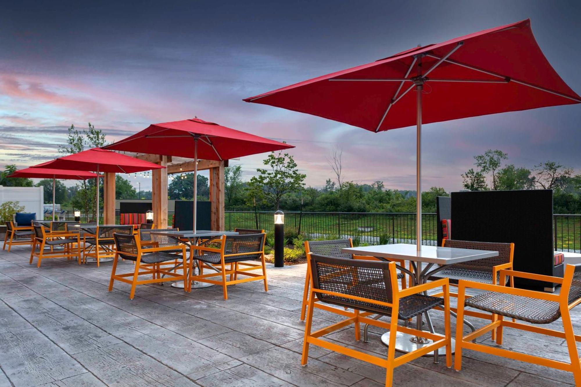 Sunnybrook Acres Hilton Garden Inn By Hilton Fort Wayne North מראה חיצוני תמונה